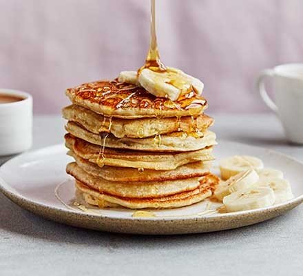 Banana Pancakes with Honey Drizzle